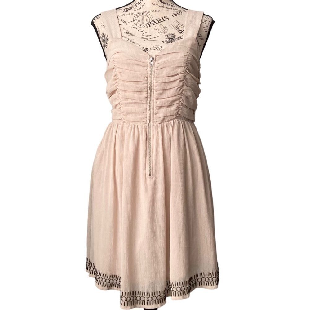Pins and Needles Anthropologie Ruffle Sleeveless Mini Dress in Size 8